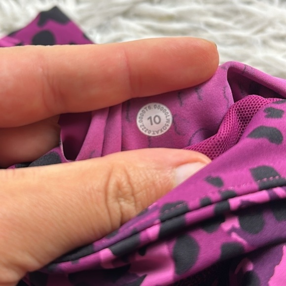 Lululemon Base Pace High-Rise Tight 31" Cheetah Camo Magenta Purple Multi - Picture 4 of 6